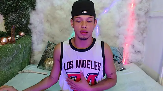 Snapshot of Gael_zambrano chatting on February 20, 2026, 5:46 pm Gael zambrano online show from February 20, 2026, 5:46 pm