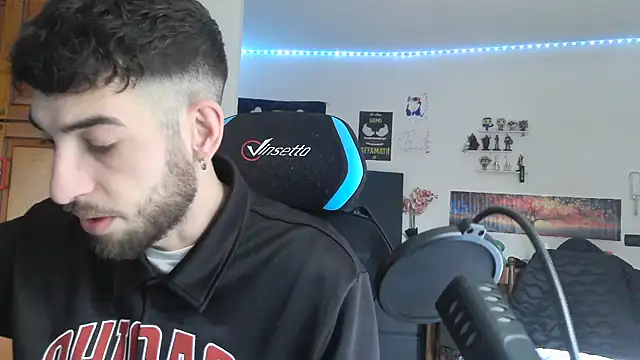 Snapshot of maestroboris95 chatting on February 8, 2026, 12:52 pm maestroboris95 online show from February 8, 2026, 12:52 pm