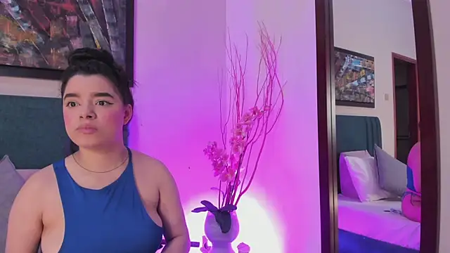 Snapshot of ValeriaBlythe chatting on February 17, 2026, 11:40 am ValeriaBlythe online show from February 17, 2026, 11:40 am