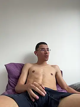 Snapshot of -ShaiN chatting on February 24, 2026, 2:26 pm -ShaiN online show from February 24, 2026, 2:26 pm