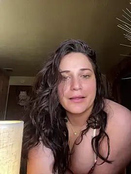 Snapshot of VelvetBrunetteXo chatting on February 8, 2026, 5:38 pm VelvetBrunetteXo online show from February 8, 2026, 5:38 pm