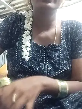 Snapshot of telugusailaja chatting on March 4, 2026, 5:52 pm telugusailaja online show from March 4, 2026, 5:52 pm