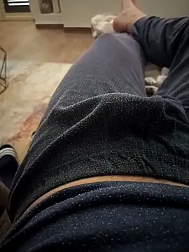 Snapshot of andrepix995 chatting on February 22, 2026, 9:41 am andrepix995 online show from February 22, 2026, 9:41 am