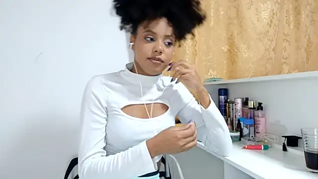 Snapshot of EsterSantopietro chatting on February 26, 2026, 10:09 pm EsterSantopietro online show from February 26, 2026, 10:09 pm