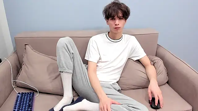 Snapshot of Ur_NextDoor_Boy chatting on February 28, 2026, 7:37 pm Ur NextDoor Boy online show from February 28, 2026, 7:37 pm