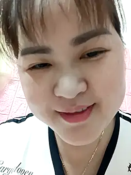 Snapshot of Kee-kimlee chatting on February 19, 2026, 2:07 am Kee-kimlee online show from February 19, 2026, 2:07 am