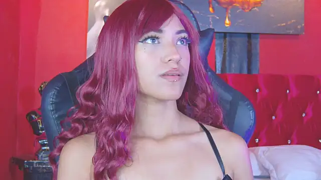 Snapshot of katie_rougee_ chatting on February 19, 2026, 9:00 pm katie rougee online show from February 19, 2026, 9:00 pm