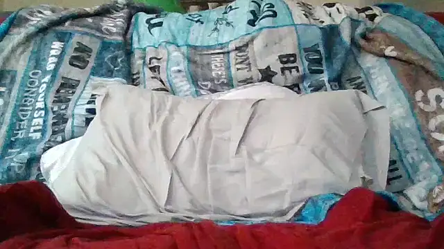 Snapshot of southeastindiann chatting on February 19, 2026, 4:25 pm southeastindiann online show from February 19, 2026, 4:25 pm