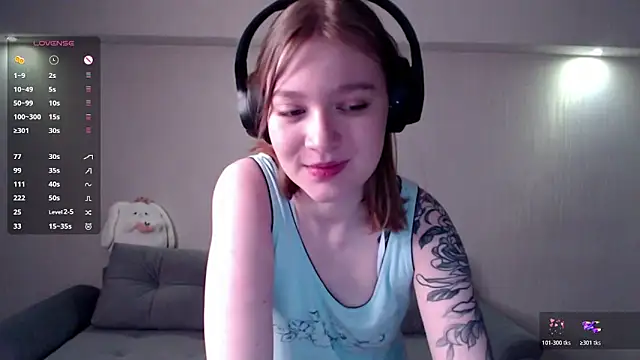 Snapshot of Mirrrra1 chatting on March 1, 2026, 10:12 pm Mirrrra1 online show from March 1, 2026, 10:12 pm