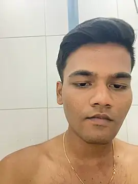 Snapshot of Dazzling_dude chatting on February 28, 2026, 6:53 pm Dazzling dude online show from February 28, 2026, 6:53 pm