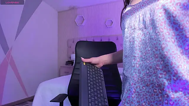 Snapshot of DulcePrince_ chatting on February 21, 2026, 12:17 pm DulcePrince online show from February 21, 2026, 12:17 pm