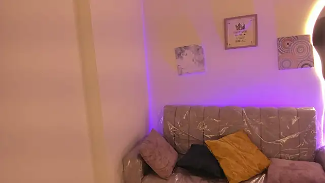 Snapshot of Afrodita_rouss chatting on February 14, 2026, 8:05 pm Afrodita rouss online show from February 14, 2026, 8:05 pm