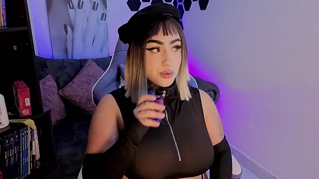 Snapshot of meowboo chatting on February 11, 2026, 1:10 am meowboo online show from February 11, 2026, 1:10 am