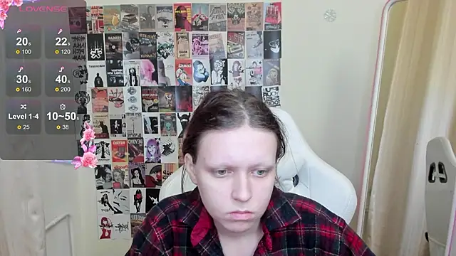 Snapshot of NikolFlostt chatting on February 18, 2026, 1:12 am NikolFlostt online show from February 18, 2026, 1:12 am