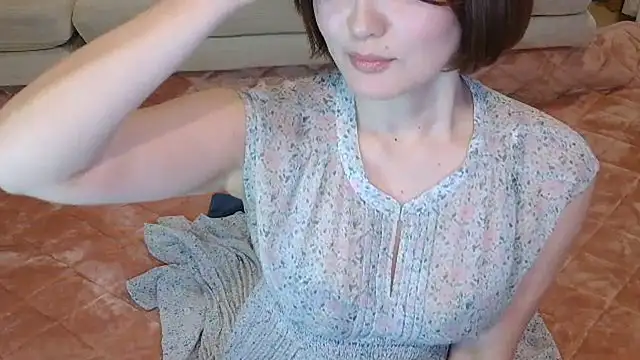 Snapshot of AI_channnnn chatting on March 1, 2026, 7:32 am AI channnnn online show from March 1, 2026, 7:32 am