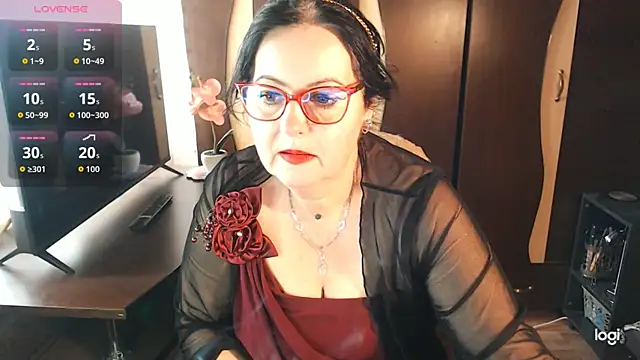 Snapshot of exiMIlf chatting on March 1, 2026, 11:56 am exiMIlf online show from March 1, 2026, 11:56 am