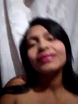 Lia Phone online show from February 25, 2026, 4:33 am