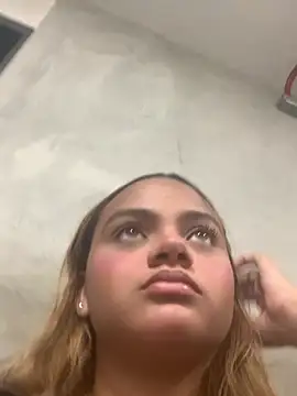 Snapshot of ayla0881 chatting on February 24, 2026, 1:53 pm ayla0881 online show from February 24, 2026, 1:53 pm