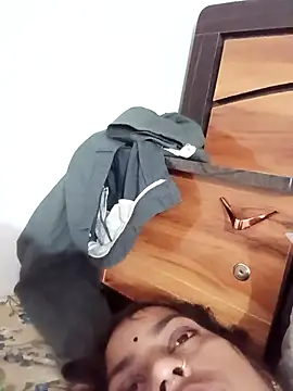 Snapshot of Anjli_hote chatting on February 25, 2026, 11:36 pm Anjli hote online show from February 25, 2026, 11:36 pm