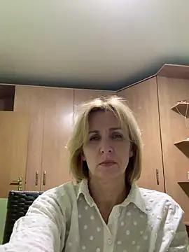 VeltaMur975 online show from February 24, 2026, 9:02 pm