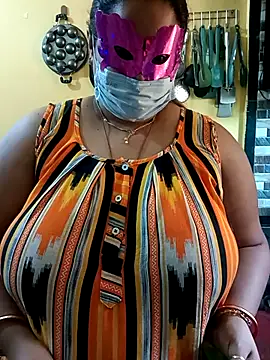 Snapshot of 02Roshni chatting on March 2, 2026, 4:36 am 02Roshni online show from March 2, 2026, 4:36 am