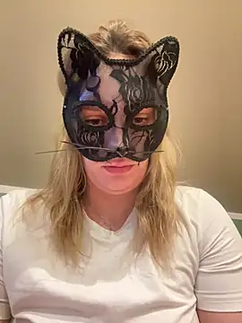 Snapshot of czarnula8 chatting on February 26, 2026, 5:34 pm czarnula8 online show from February 26, 2026, 5:34 pm