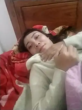 Snapshot of cute-shine chatting on February 22, 2026, 3:54 pm cute-shine online show from February 22, 2026, 3:54 pm