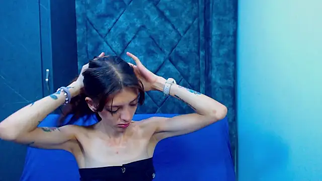 Snapshot of barby_jones25 chatting on February 12, 2026, 10:54 am barby jones25 online show from February 12, 2026, 10:54 am