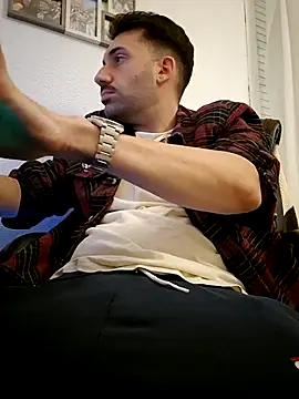 Snapshot of espanolmadrid94 chatting on February 14, 2026, 11:45 pm espanolmadrid94 online show from February 14, 2026, 11:45 pm