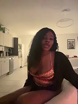 Snapshot of Blackrubiss chatting on February 12, 2026, 9:54 pm Blackrubiss online show from February 12, 2026, 9:54 pm