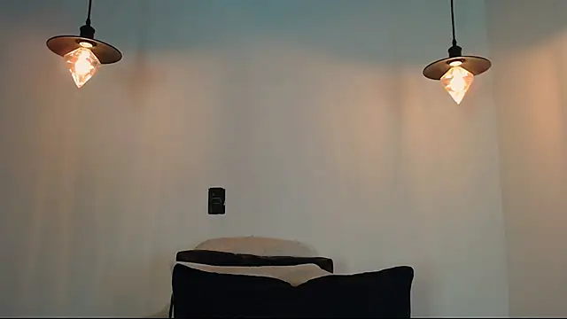 Snapshot of alien_eyes09 chatting on February 27, 2026, 2:22 am alien eyes09 online show from February 27, 2026, 2:22 am