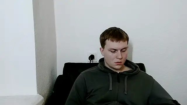 Snapshot of MrHeat_ chatting on February 24, 2026, 7:56 pm MrHeat online show from February 24, 2026, 7:56 pm