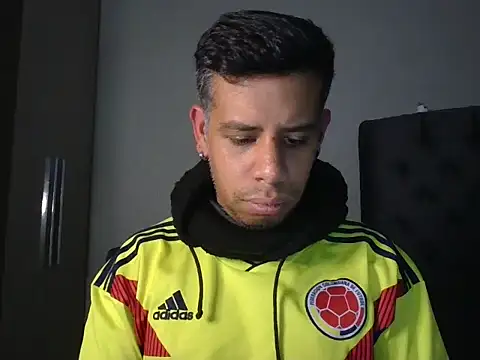 Snapshot of WILD_BIGCOCK35 chatting on February 19, 2026, 11:23 pm WILD BIGCOCK35 online show from February 19, 2026, 11:23 pm