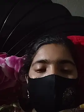 Snapshot of tanisha-me chatting on February 15, 2026, 1:20 pm tanisha-me online show from February 15, 2026, 1:20 pm