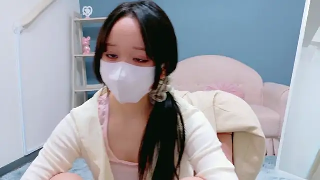 Yuna chan  online show from March 10, 2026, 6:29 am