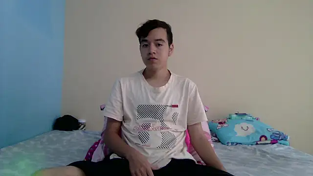 Snapshot of IronDante chatting on February 17, 2026, 12:45 pm IronDante online show from February 17, 2026, 12:45 pm