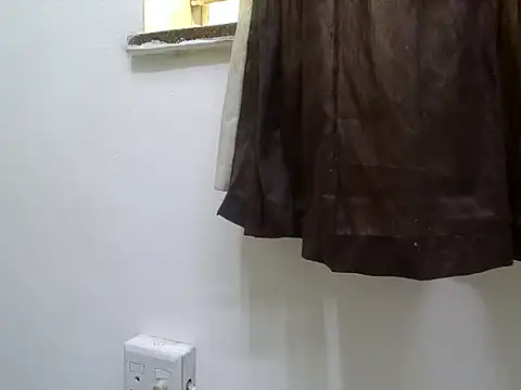 Snapshot of MagesticMila chatting on February 19, 2026, 3:41 pm MagesticMila online show from February 19, 2026, 3:41 pm