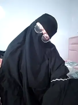 Snapshot of Kawtr9ahbtk chatting on February 20, 2026, 1:35 am Kawtr9ahbtk online show from February 20, 2026, 1:35 am