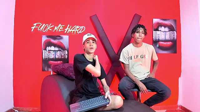 Snapshot of GREEN_BOYS chatting on February 15, 2026, 7:27 am GREEN BOYS online show from February 15, 2026, 7:27 am