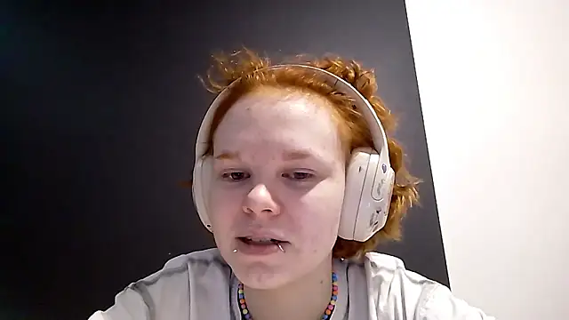 CurlaPettyBom online show from February 20, 2026, 8:16 am