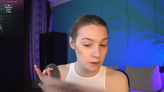 Snapshot of Vanessa__Lui chatting on February 26, 2026, 3:55 pm Vanessa Lui online show from February 26, 2026, 3:55 pm