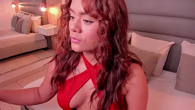 Snapshot of _scarlett_rosse chatting on February 18, 2026, 9:55 pm scarlett rosse online show from February 18, 2026, 9:55 pm