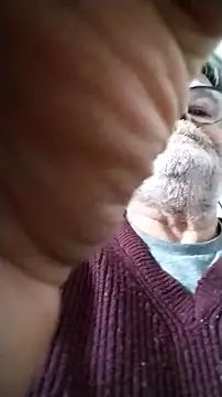 Snapshot of Vieux_pervert chatting on February 17, 2026, 2:46 pm Vieux pervert online show from February 17, 2026, 2:46 pm