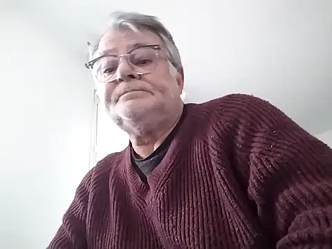 Snapshot of Vieux_pervert chatting on March 2, 2026, 8:10 am Vieux pervert online show from March 2, 2026, 8:10 am