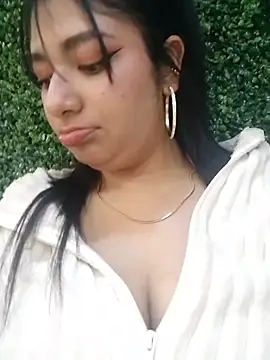 KaileeRoss online show from March 2, 2026, 7:21 pm