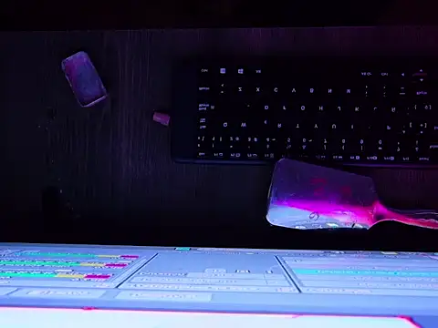 Snapshot of deva_big chatting on March 2, 2026, 12:45 pm deva big online show from March 2, 2026, 12:45 pm