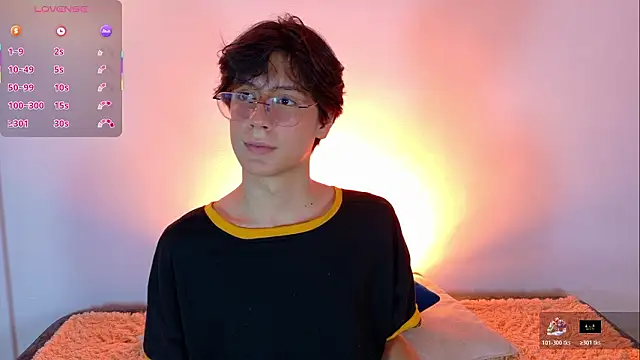 Snapshot of lui_x_dust chatting on March 2, 2026, 6:03 am lui x dust online show from March 2, 2026, 6:03 am