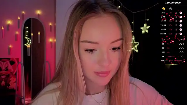 Snapshot of Nestyzz chatting on March 1, 2026, 7:43 am Nestyzz online show from March 1, 2026, 7:43 am