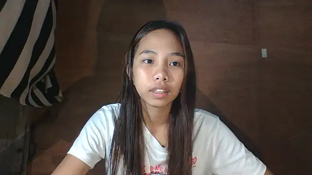 Snapshot of JackyPetite27 chatting on February 20, 2026, 11:32 am JackyPetite27 online show from February 20, 2026, 11:32 am