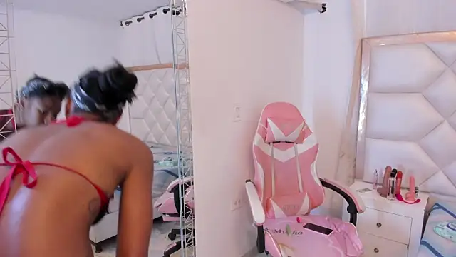 Snapshot of michelleblair1 chatting on March 2, 2026, 1:18 pm michelleblair1 online show from March 2, 2026, 1:18 pm